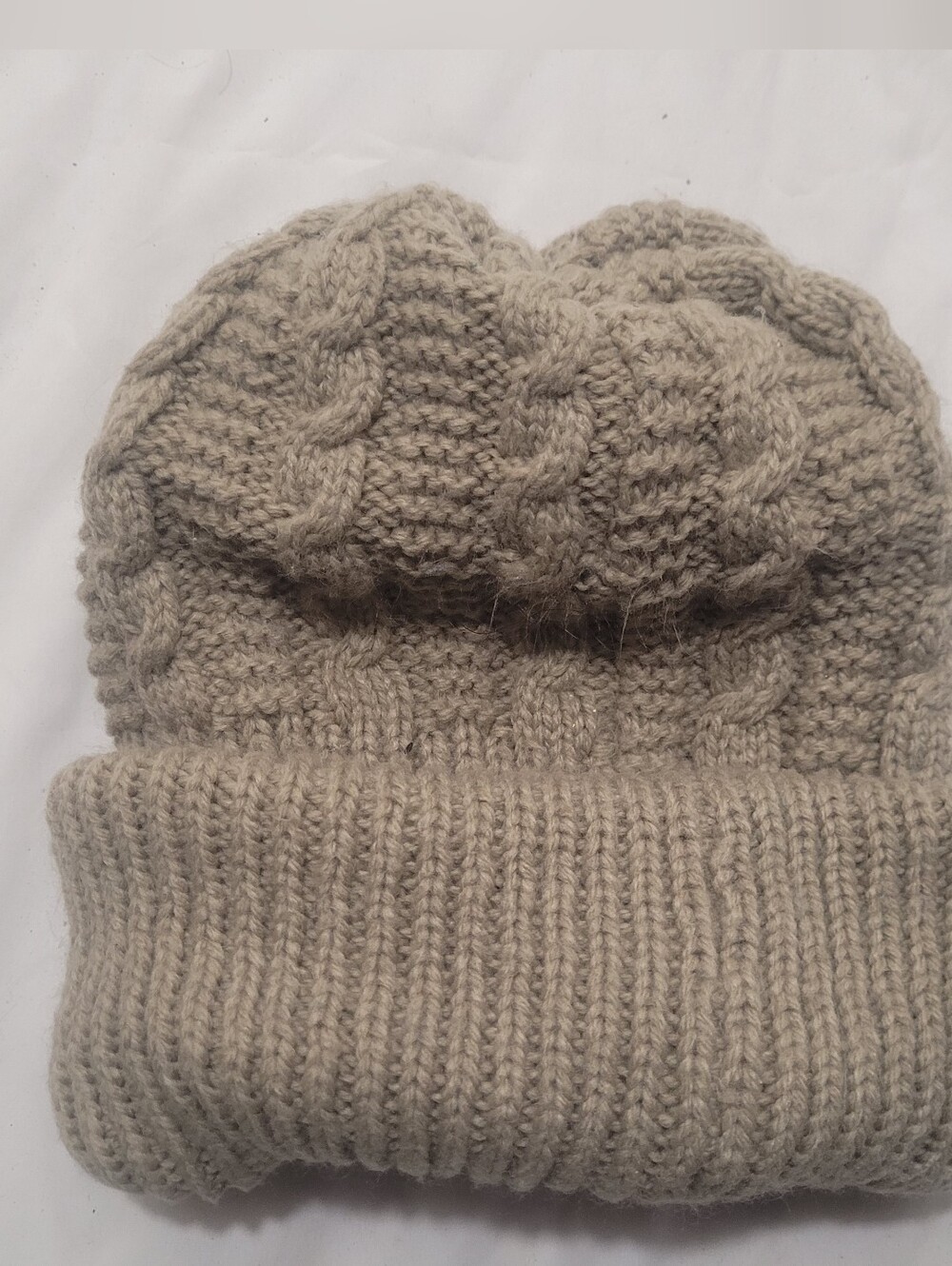 Aris Knit Beanie in Light Gray